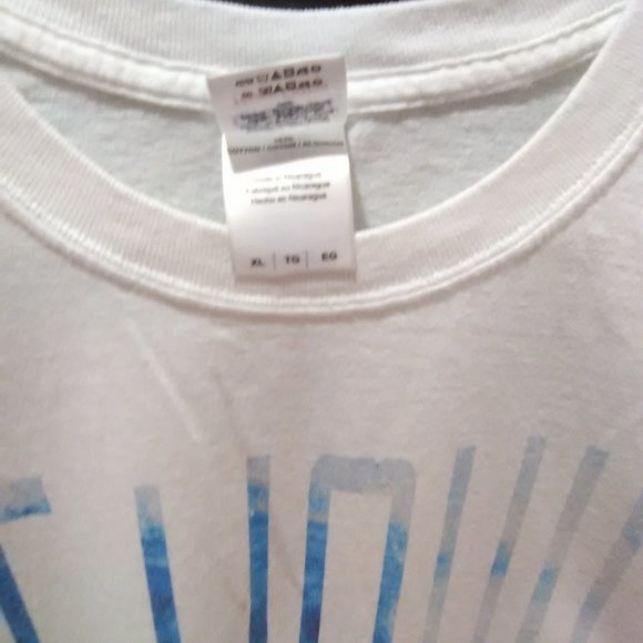 Men's Short Sleeve T-shirts With The Saying Be liquid Color White Size XL NWOT - Picture 4 of 6